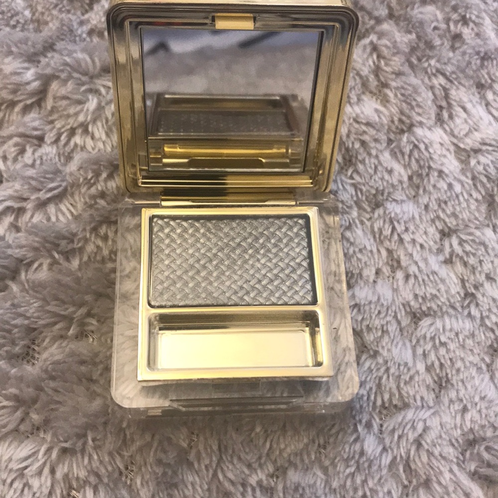 Estée Lauder Pure Color Eyeshadow Cyber Silver